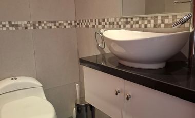 🏡💫 ¿Tu familia necesita más espacio y ambientes amplios para vivir mejor? Disfruta 191 m² totales con balcones, cocina amplia y ambientes iluminados