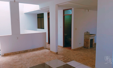 ALQUILER DE AMPLIA CASA DE 3 PISOS EN URB. FEDERICO VILLAREAL – CHICLAYO