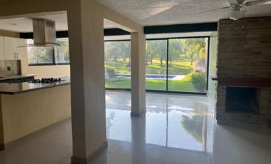 CASA EN RENTA EN LAS CAÑADAS