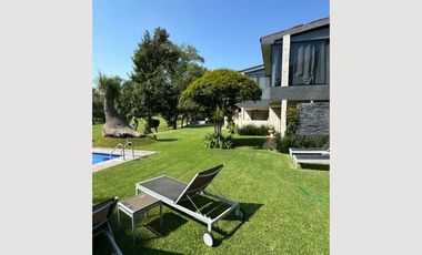 CASA EN RENTA EN LAS CAÑADAS