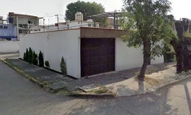 Casa en venta en Cto. Circunvalación Pte, San Lucas Tepetlacalco, Tlalnepantla, México.