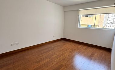 Departamento 92 m2 en Calle Cantuarias, Miraflores, con acceso a Via Expressa.
