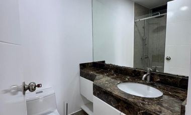 Departamento 92 m2 en Calle Cantuarias, Miraflores, con acceso a Via Expressa.