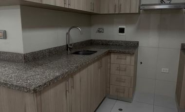 Departamento 92 m2 en Calle Cantuarias, Miraflores, con acceso a Via Expressa.