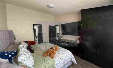 hermosa y amplia casa en Jardines de Coyoacán