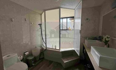 hermosa y amplia casa en Jardines de Coyoacán