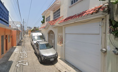 CASA EN VENTA FLORES MAGON VERACRUZ DE RECUPERACION HIPOTECARIA