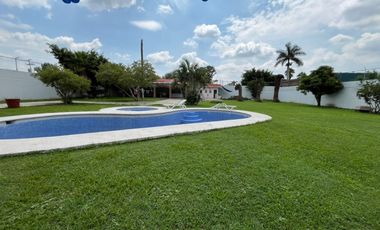 TERRENO EN VENTA EN VALLE DE LOS OLIVOS