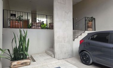 DEPARTAMENTO EN VENTA DE 2 RECAMARAS, CERCA DEL CUCEI Y PARQUE AGUA AZUL Y CALZADA INDEPENDENCIA..