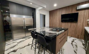 VENTA HERMOSA CASA EN PUERTA DE HIERRO EQUIPADA Y AMUEBLADA