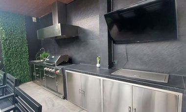 VENTA HERMOSA CASA EN PUERTA DE HIERRO EQUIPADA Y AMUEBLADA