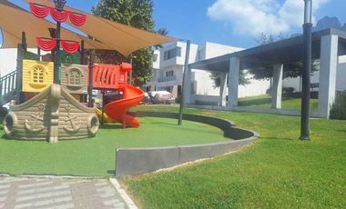 VENTA HERMOSA CASA EN PUERTA DE HIERRO EQUIPADA Y AMUEBLADA