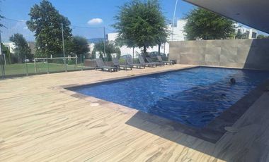 VENTA HERMOSA CASA EN PUERTA DE HIERRO EQUIPADA Y AMUEBLADA