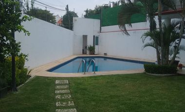 Venta de Casa en condominio solo 8