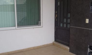 Venta de Casa en condominio solo 8