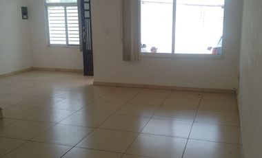 Venta de Casa en condominio solo 8