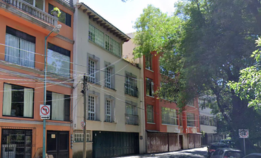 EDIFICIO NLISTO PARA ADQUIRIR EN EXELENTE ZONA Y BUEN ESTADO, ADQUIERE A BAJO COSTO Y RECUPERA LA PLUSVALIA.