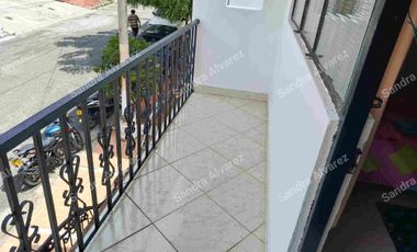 VENTA BONITA Y AMPLIA CASA CANDILES BUCARAMANGA