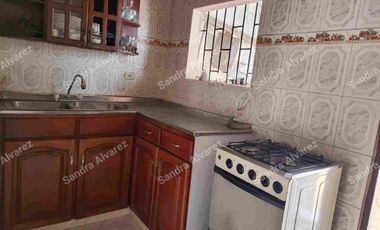 VENTA BONITA Y AMPLIA CASA CANDILES BUCARAMANGA