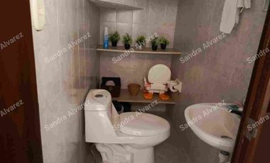 VENTA BONITA Y AMPLIA CASA CANDILES BUCARAMANGA