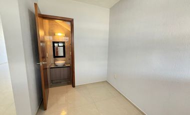 SE RENTA CASA EN VITANA RESIDENCIAL $19,000.00 ZONA CUCSH