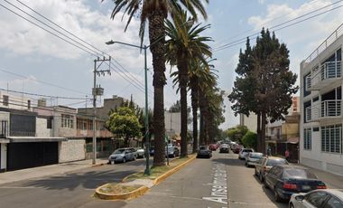 CASA EN REMATE EN ANSELMO DE LA PORTILLA 11 EN JARDÍN BALBUENA VENUSTIANO CARRANZA CDMX