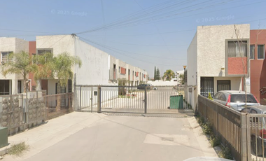Casa en C. San Uriel 1090, 45615 San Pedro Tlaquepaque, Jal.