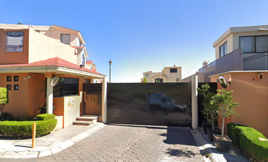 INVERSIÓN AL SUR DE CDMX: Casa en San Nicolás Totolapan, Magdalena Contreras ¡Ahorro del 50%!