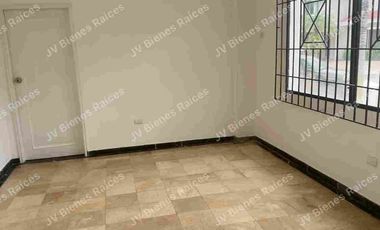 Rento Casa urbanización Laguna Dorada Samborondon