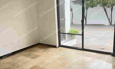 Rento Casa urbanización Laguna Dorada Samborondon