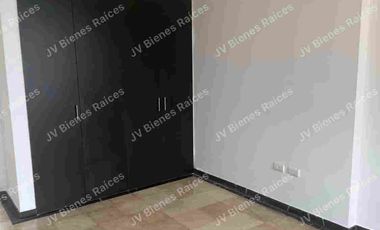 Rento Casa urbanización Laguna Dorada Samborondon