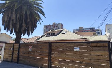 Remodelada para oficinas, San Miguel, Metro Lo Vial