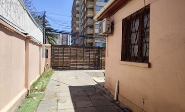 Remodelada para oficinas, San Miguel, Metro Lo Vial