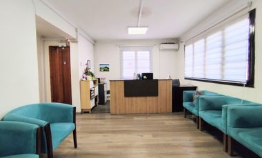 Remodelada para oficinas, San Miguel, Metro Lo Vial