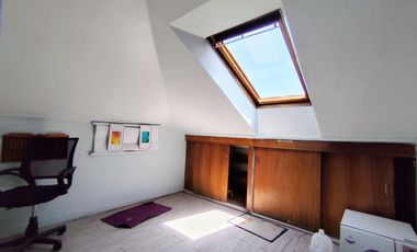 Remodelada para oficinas, San Miguel, Metro Lo Vial