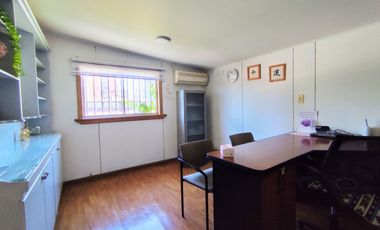 Remodelada para oficinas, San Miguel, Metro Lo Vial