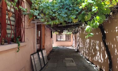 Remodelada para oficinas, San Miguel, Metro Lo Vial