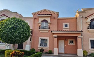 Casa en venta en condominio residencial Balboa