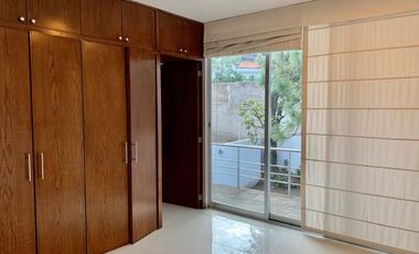 HERMOSA CASA EN VENTA EN BUGAMBILIAS SEGUNDA SECCION