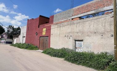 PROPIEDAD EN ESQUINA CON 3 ESPACIOS INDEPENDIENTES – IDEAL PARA NEGOCIO, TALLER, OFICINA O INVERSIÓN