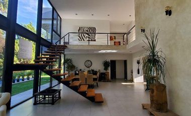 RENTA CASA CON ALBERCA EN BALVANERA GOLF POLO COUNTRY CLUB