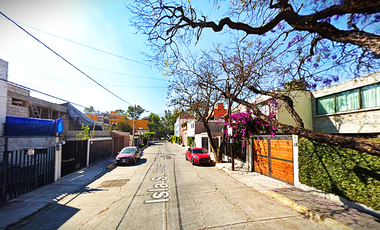 CASA EN PRADO VALLEJO (a 5 minutos del metro Politécnico)