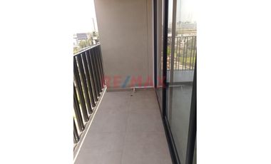 Alquiler De Departamento En Monterrico- Surco.