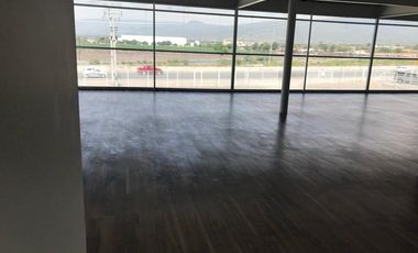 RENTA DE NAVE  INDUSTRIAL 2,270M2 CELAYA