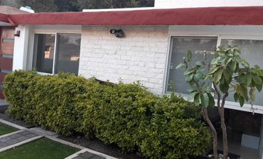 RENTA Casa Gral. Miguel Miramón Lomas Verdes Naucalpan de Juárez a 2 min Escuela Cristóbal Colón