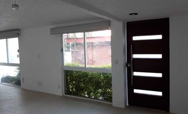 RENTA Casa Gral. Miguel Miramón Lomas Verdes Naucalpan de Juárez a 2 min Escuela Cristóbal Colón
