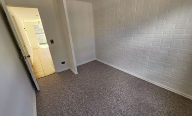 SE ARRIENDA EN CURAUMA- CASA PUERTAS DEL SOL 3D 2B 1E