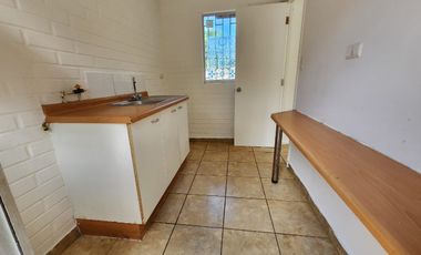 SE ARRIENDA EN CURAUMA- CASA PUERTAS DEL SOL 3D 2B 1E