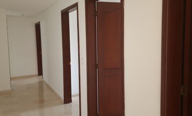 se arrienda apartamento barrio Santa Teresita