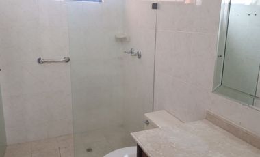 se arrienda apartamento barrio Santa Teresita